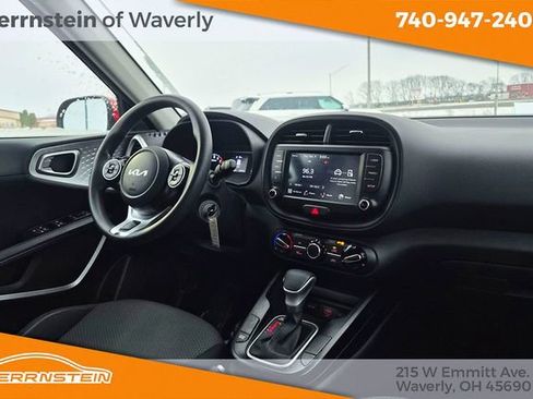 Used 2022 Kia Soul LX FWD image 25