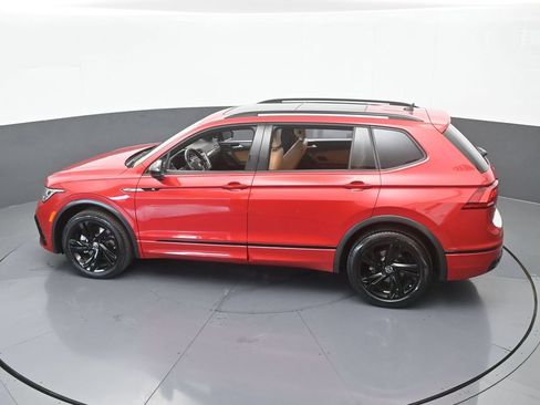 Used 2024 Volkswagen Tiguan SE R-Line FWD image 53
