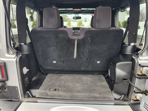 Used 2013 Jeep Wrangler Sahara w/ Dual Top Group image 39