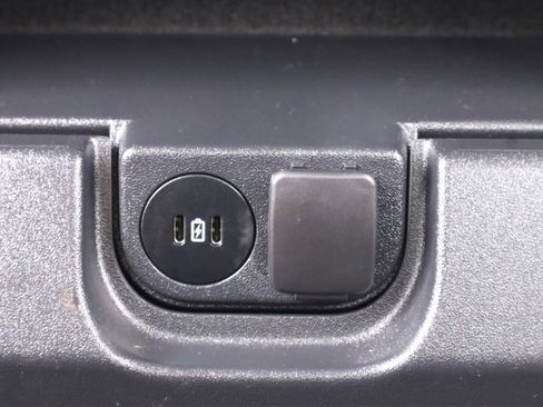 Used 2023 Ford F350 XLT w/ 360-Degree Camera Package image 37