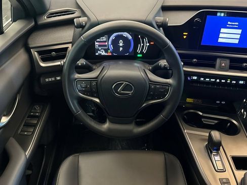 Certified 2025 Lexus UX 300h FWD w/ Accessory Package (Z2) image 14