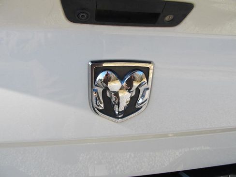 Used 2017 RAM 2500 Laramie w/ Convenience Group image 14