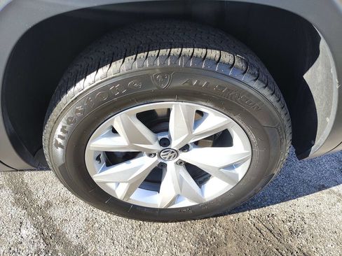 Used 2018 Volkswagen Atlas SE image 55