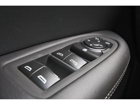 New 2026 Cadillac XT5 Luxury w/ LPO, Floor Liner Package AWD/4WD image 15