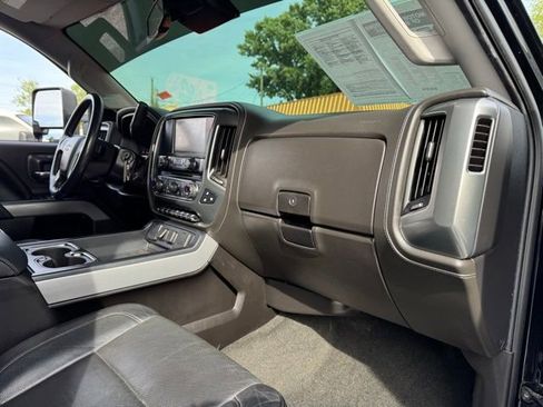 Used 2018 Chevrolet Silverado 2500 LTZ w/ Duramax Plus Package AWD/4WD image 14