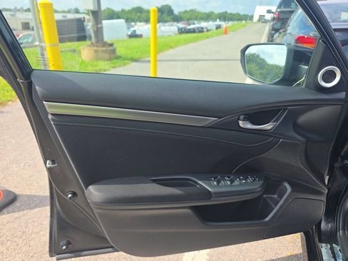 Used 2021 Honda Civic EX image 11