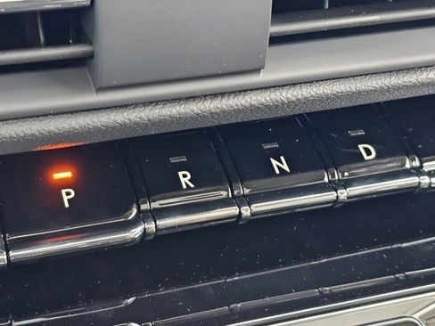 Used 2024 Lincoln Corsair Reserve w/ Equipment Group 201A image 34