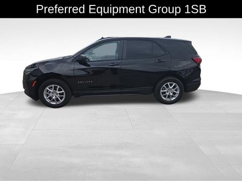 Used 2024 Chevrolet Equinox LS w/ LS Convenience Package FWD image 9