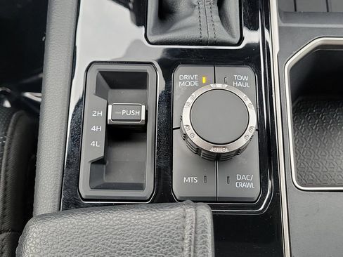 Used 2024 Toyota Tundra Limited image 38