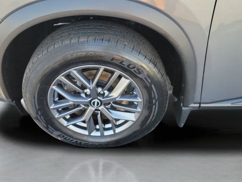 Used 2023 Nissan Rogue S AWD/4WD image 28