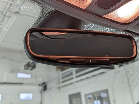 Used 2019 Jeep Cherokee Limited AWD/4WD image 39