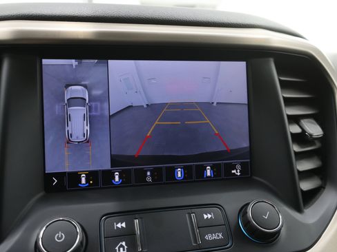 Used 2020 GMC Acadia Denali w/ Trailering Package image 18