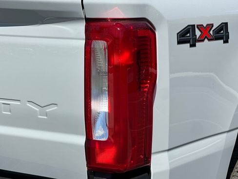 New 2026 Ford F250 XLT w/ F-250 >10K GVWR Package image 23