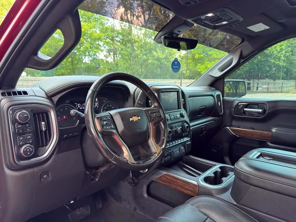 Used 2021 Chevrolet Silverado 1500 High Country w/ Technology Package AWD/4WD image 20