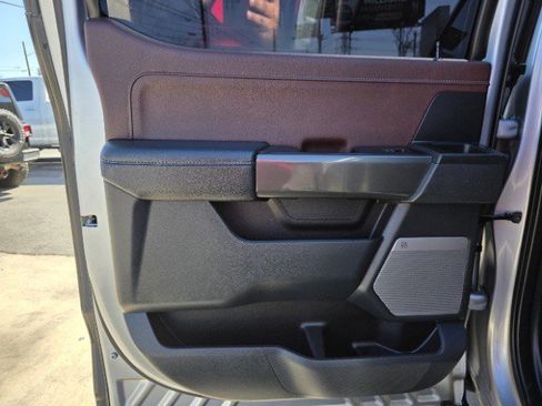 Used 2022 Ford F150 Lariat image 37