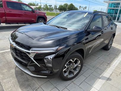 Used 2025 Chevrolet Trax LT