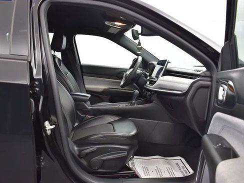 Used 2024 Jeep Compass Latitude AWD/4WD image 17