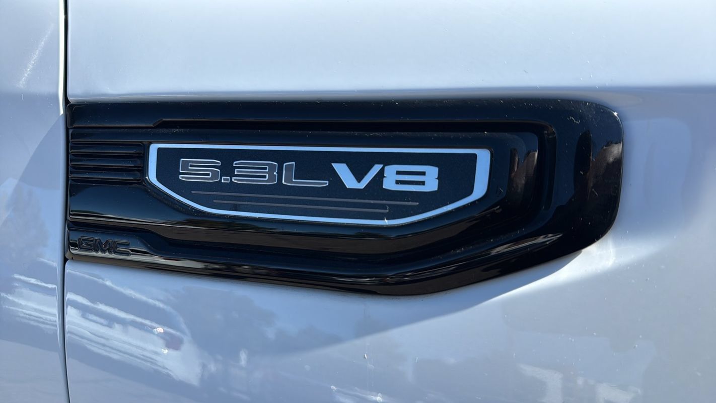 Used 2023 GMC Sierra 1500 Elevation AWD/4WD image 18