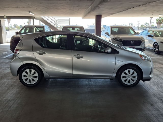 Used 2014 Toyota Prius C Two FWD image 4