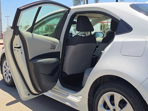 Used 2021 Toyota Corolla LE w/ Carpet Mat Package (TMS) FWD image 17