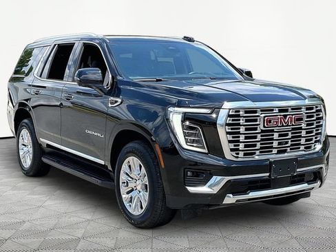 Used 2025 GMC Yukon Denali AWD/4WD image 1