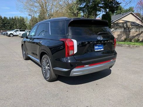 Used 2025 Hyundai Palisade Calligraphy AWD/4WD image 3