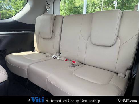 Used 2023 Nissan Armada SL w/ Captain's Chairs Package AWD/4WD image 23