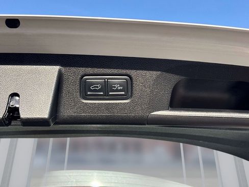 Used 2025 Kia Telluride S AWD/4WD image 15