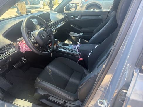 Used 2025 Honda Civic Sport image 9