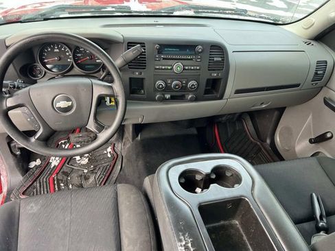 Used 2011 Chevrolet Silverado 1500 W/T image 19