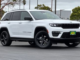 New 2025 Jeep Grand Cherokee Limited w/ Luxury Tech Group II AWD/4WD video 2