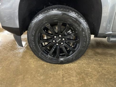 Certified 2022 GMC Canyon Elevation image 26