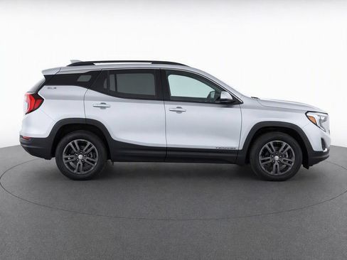 Used 2021 GMC Terrain SLE w/ Driver Convenience Package AWD/4WD image 10