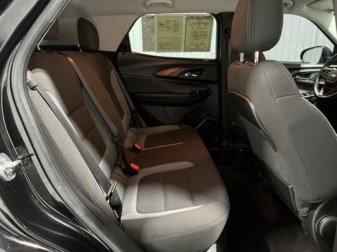 Used 2022 Chevrolet TrailBlazer LT w/ LPO, Blackout Package image 24