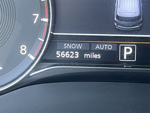 Used 2024 INFINITI QX80 Luxe image 24