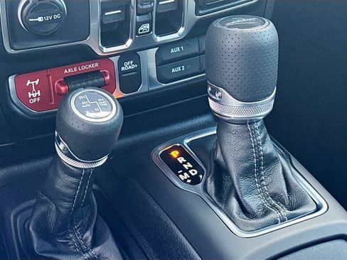 New 2026 Jeep Gladiator Mojave AWD/4WD image 15
