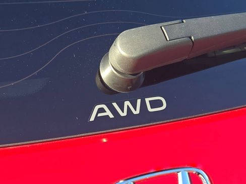 Certified 2025 Honda HR-V Sport image 8
