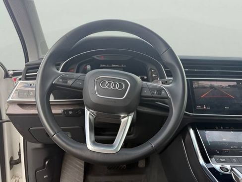 Used 2022 Audi Q7 3.0T Premium Plus w/ Premium Plus Package AWD/4WD image 21