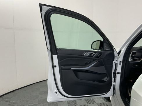 Certified 2023 BMW X5 xDrive45e w/ Executive Package AWD/4WD image 19