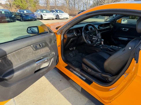 Used 2018 Ford Mustang GT Premium w/ Carbon Sport Interior Package image 10