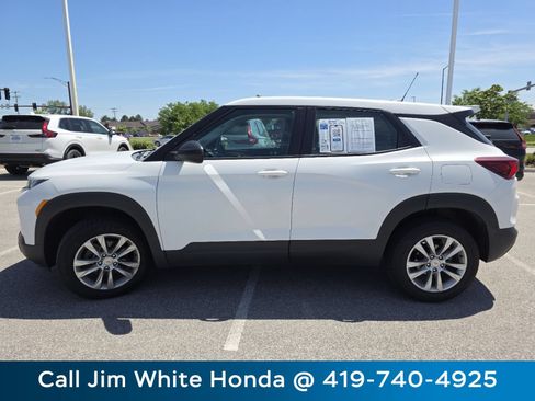 Used 2023 Chevrolet TrailBlazer LS AWD/4WD image 14