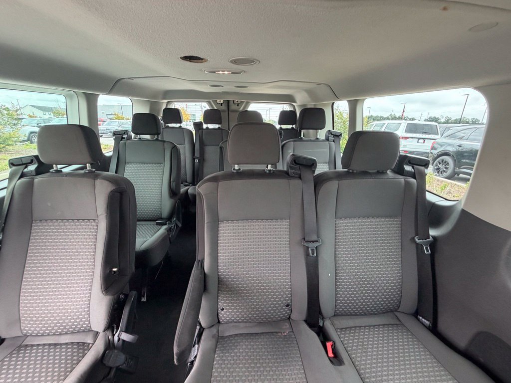 Used 2023 Ford Transit 350 XLT RWD image 44