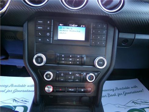 Used 2021 Ford Mustang Coupe image 8