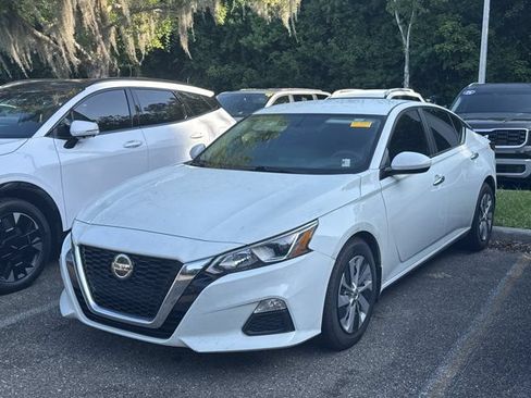 Used 2020 Nissan Altima 2.5 S FWD image 11