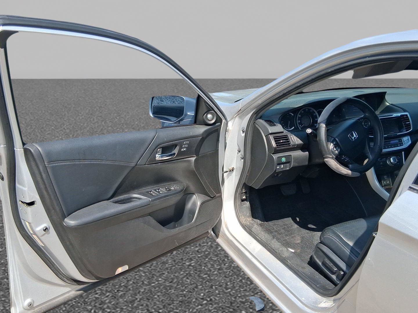Used 2013 Honda Accord EX-L image 9