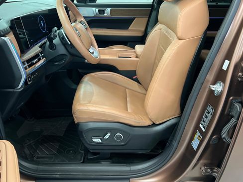 Used 2024 Hyundai Santa Fe Limited image 18