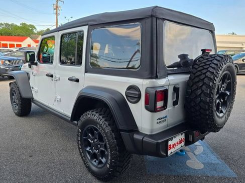 Used 2023 Jeep Wrangler Unlimited w/ 8.4" Radio Group AWD/4WD image 31
