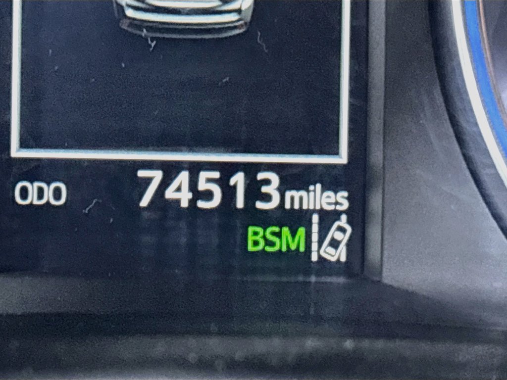 Used 2018 Toyota Highlander XLE AWD/4WD image 14
