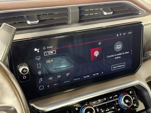 Used 2024 GMC Sierra 2500 Denali w/ Denali Reserve Package image 15