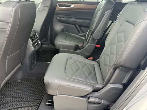 New 2026 Volkswagen Atlas SE image 23